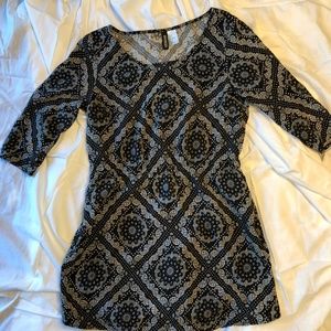H&M paisley/geometric print mini dress w/pockets